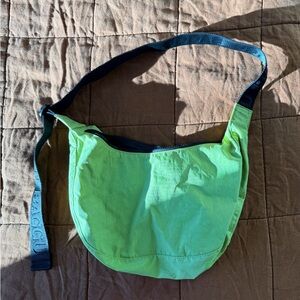 Baggu Green Shoulder Bag (not lime green, lighting makes it look like that!)